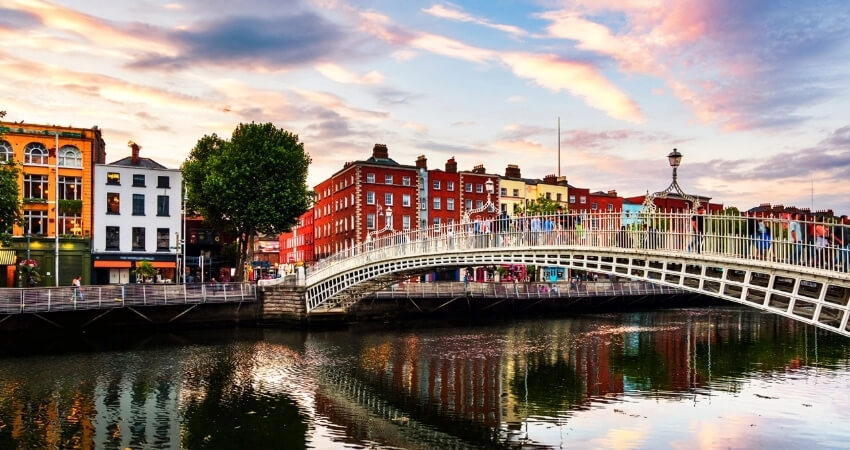 Ha'penny Bridge Dublin