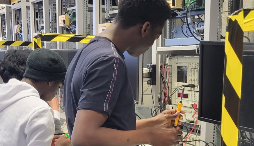 Student working in engineer lab