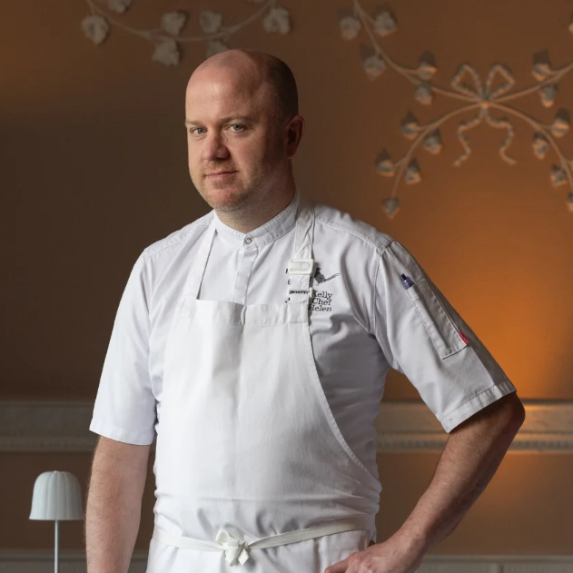 Ex Chef Lady Helen Michelin Star