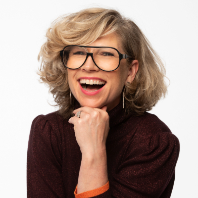 Heashot of Sonya Lennon