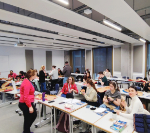 Image for Pharmacy Technician Students Enjoy a Networking Pizza Day with Med Connect

 