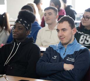 Image for Ministers Harris and Collins announce over 10,500 free or heavily-subsidised courses for unemployed, self-employed or returners to work