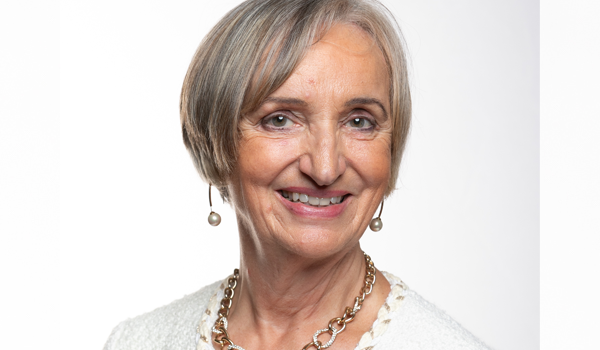 Image of Prof. Una Hunt